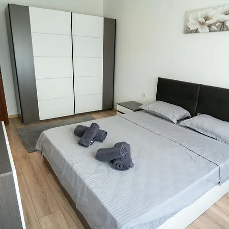 Apartment твоят за *